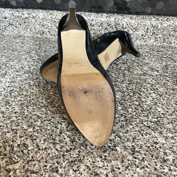 Gorgeous Nine West Black Leather Pump. Size 8.5 - Picture 5 of 5